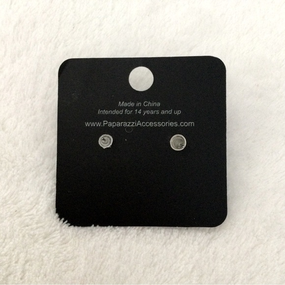 PAPARAZZI “Radical Radiance” Black Metallic Studs, Stocking Stuffer – NWT - Picture 11 of 13